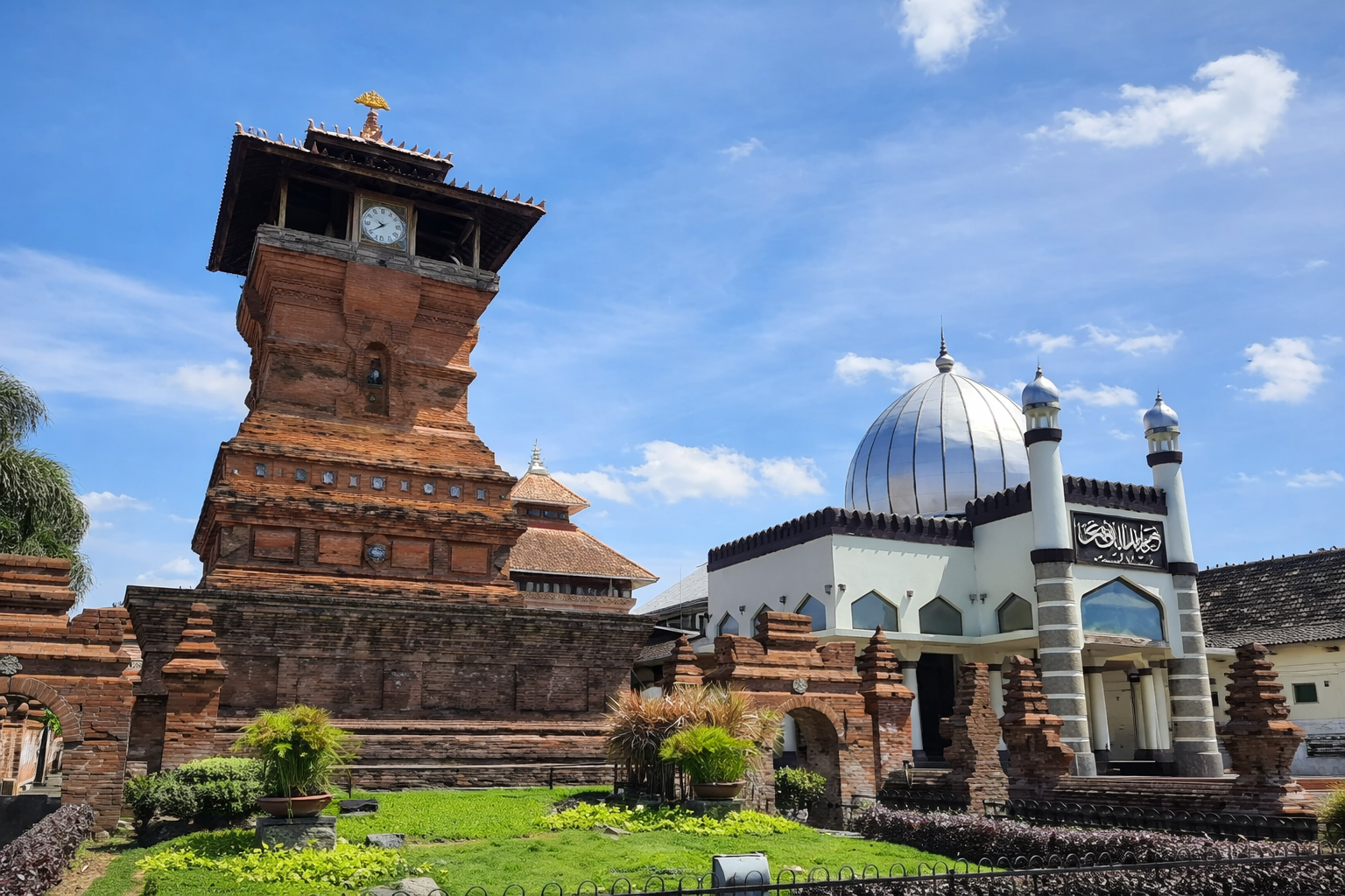 Masjid Menara Kudus thumbnail